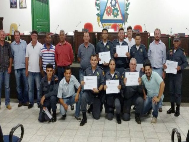 normal homenagem piloto pm
