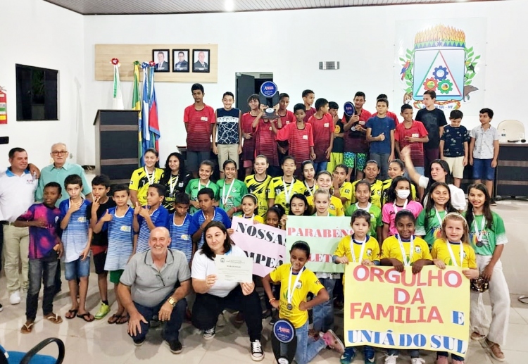 Sess&atilde;o tem homenagem a atletas mirins e Comiss&atilde;o T&eacute;cnica. Delega&ccedil;&atilde;o participou de grande competi&ccedil;&atilde;o em Sorriso-MT