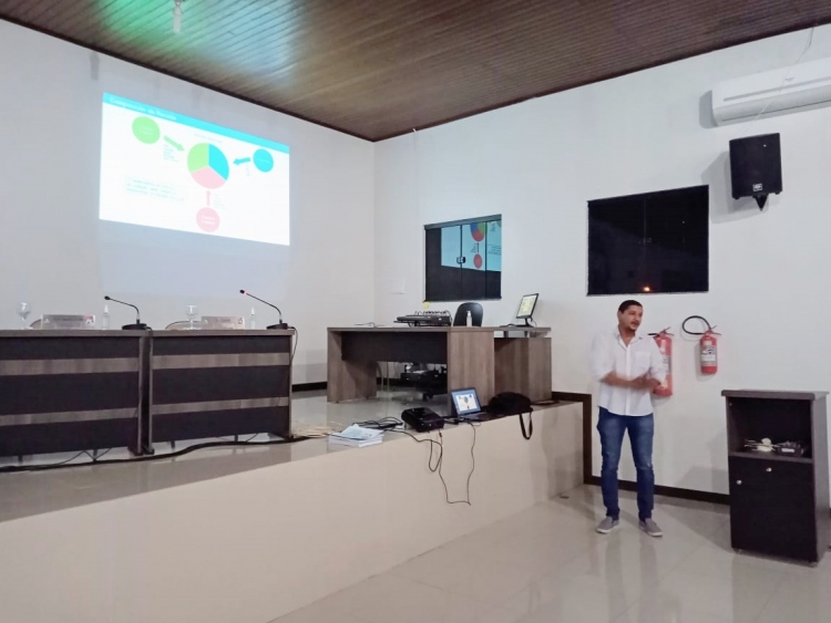 C&acirc;mara de Uni&atilde;o do Sul realiza Audi&ecirc;ncia P&uacute;blica para apresenta&ccedil;&atilde;o do Or&ccedil;amento Municipal. (Resultado da 21&ordf; Sess&atilde;o Ordin&aacute;ria da C&acirc;mara Municipal de Uni&atilde;o do Sul-MT)
