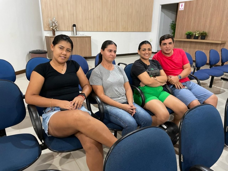 Servidores Municipais vieram acompanhar a Sess&atilde;o