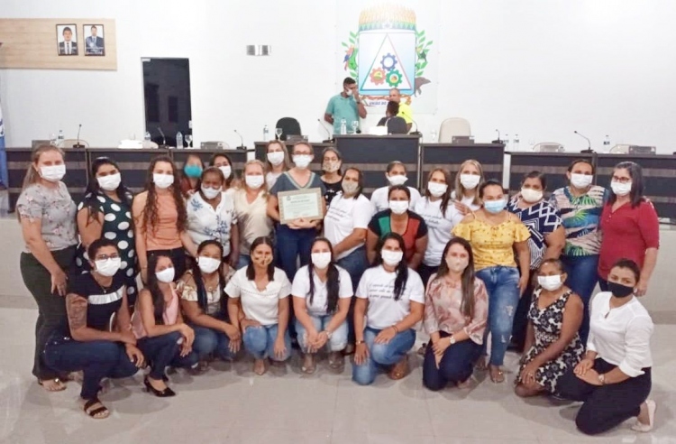 Entrega das Mo&ccedil;&otilde;es de Aplauso aos profissionais da Sa&uacute;de e Educa&ccedil;&atilde;o de Uni&atilde;o do Sul-MT