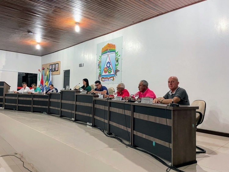 2&ordf; SESS&Atilde;O ORDIN&Aacute;RIA &ndash; &ldquo;Baiana&rdquo; assume cadeira na pr&oacute;xima Sess&atilde;o / Levi presidir&aacute; C&acirc;mara at&eacute; dezembro