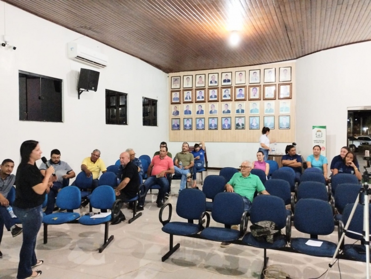 Vereadora Talita fala na Audi&ecirc;ncia P&uacute;blica n&ordm; 01/2023